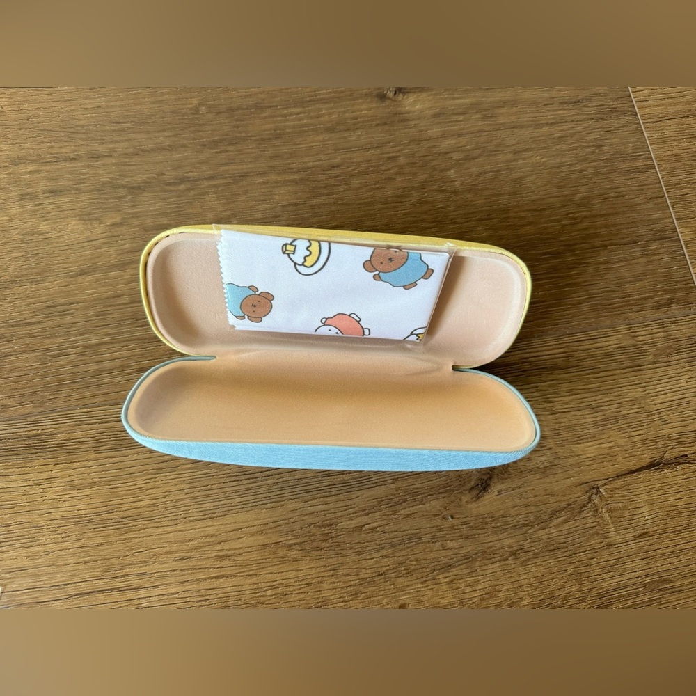 Two Left! MIFFY-Imported (NWT) Standard Eye Glass Case with Cleaning Clothe - Picture 2 of 9